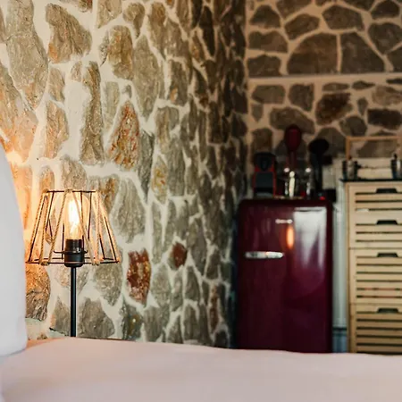 Mont Rock * Synikia Mesi Trikalon